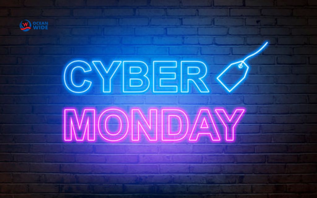 Cyber monday social media posts