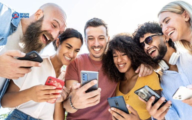 how to build a community on social media